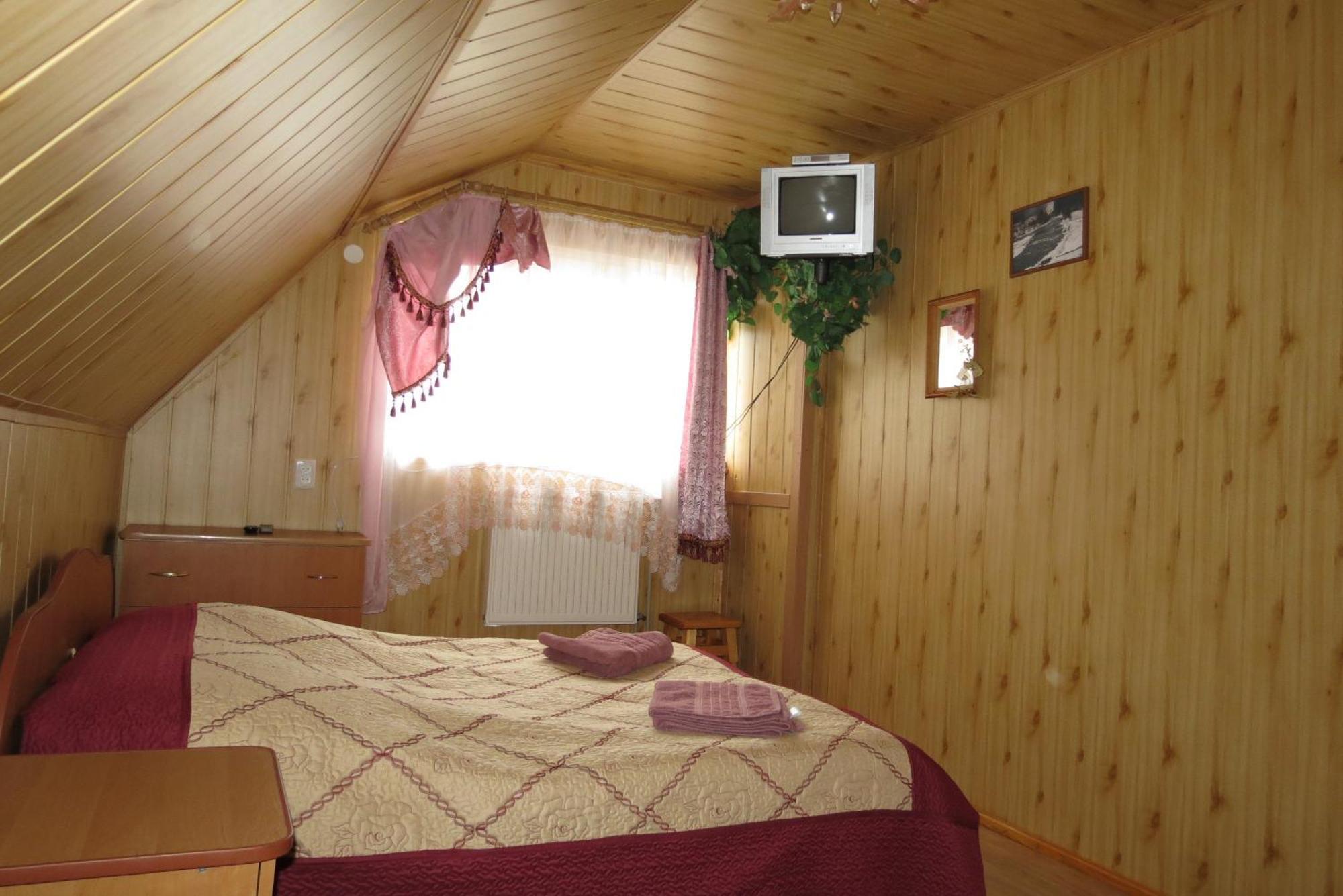 Bilyy Kamin Guest House Tatariv Cameră foto
