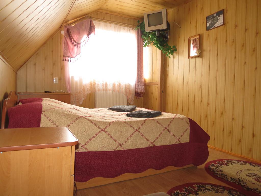 Bilyy Kamin Guest House Tatariv Exterior foto