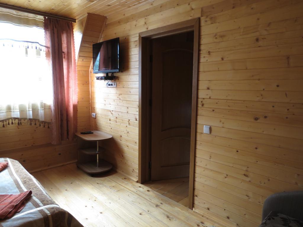Bilyy Kamin Guest House Tatariv Exterior foto